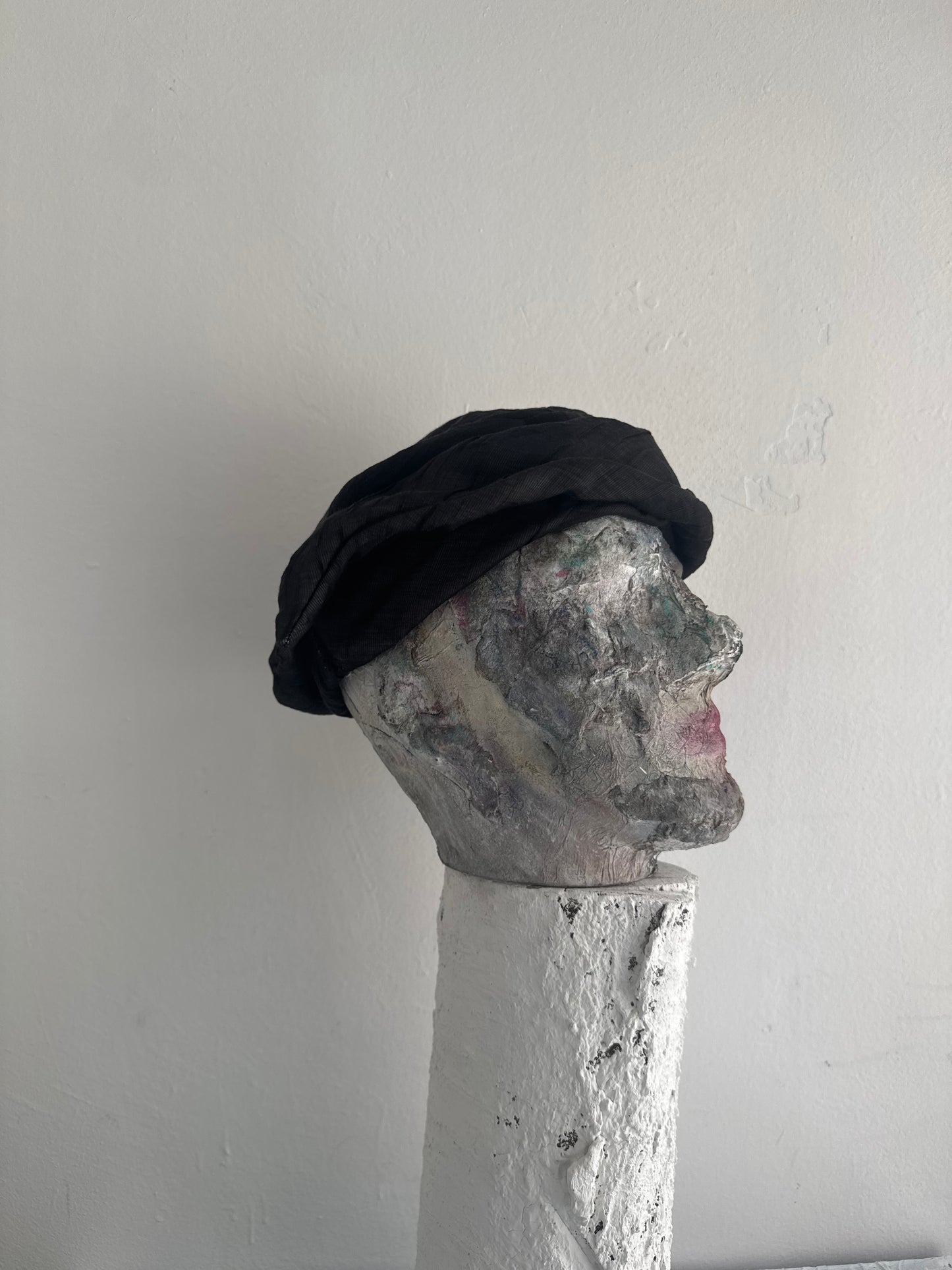 WIRE FORM HAT II