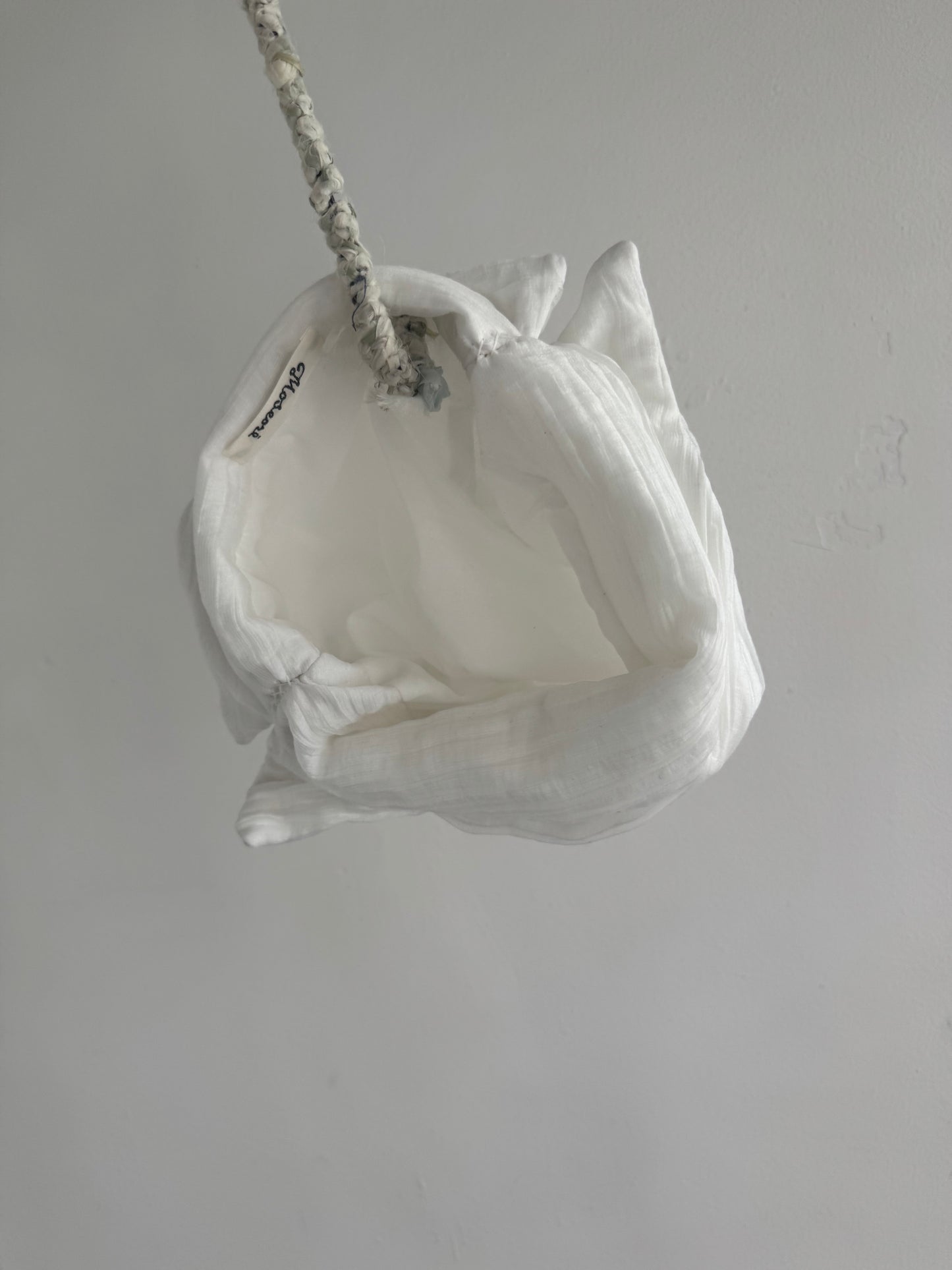 WIRE FORM HAT II