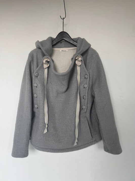 CLOSE HOODED TOP