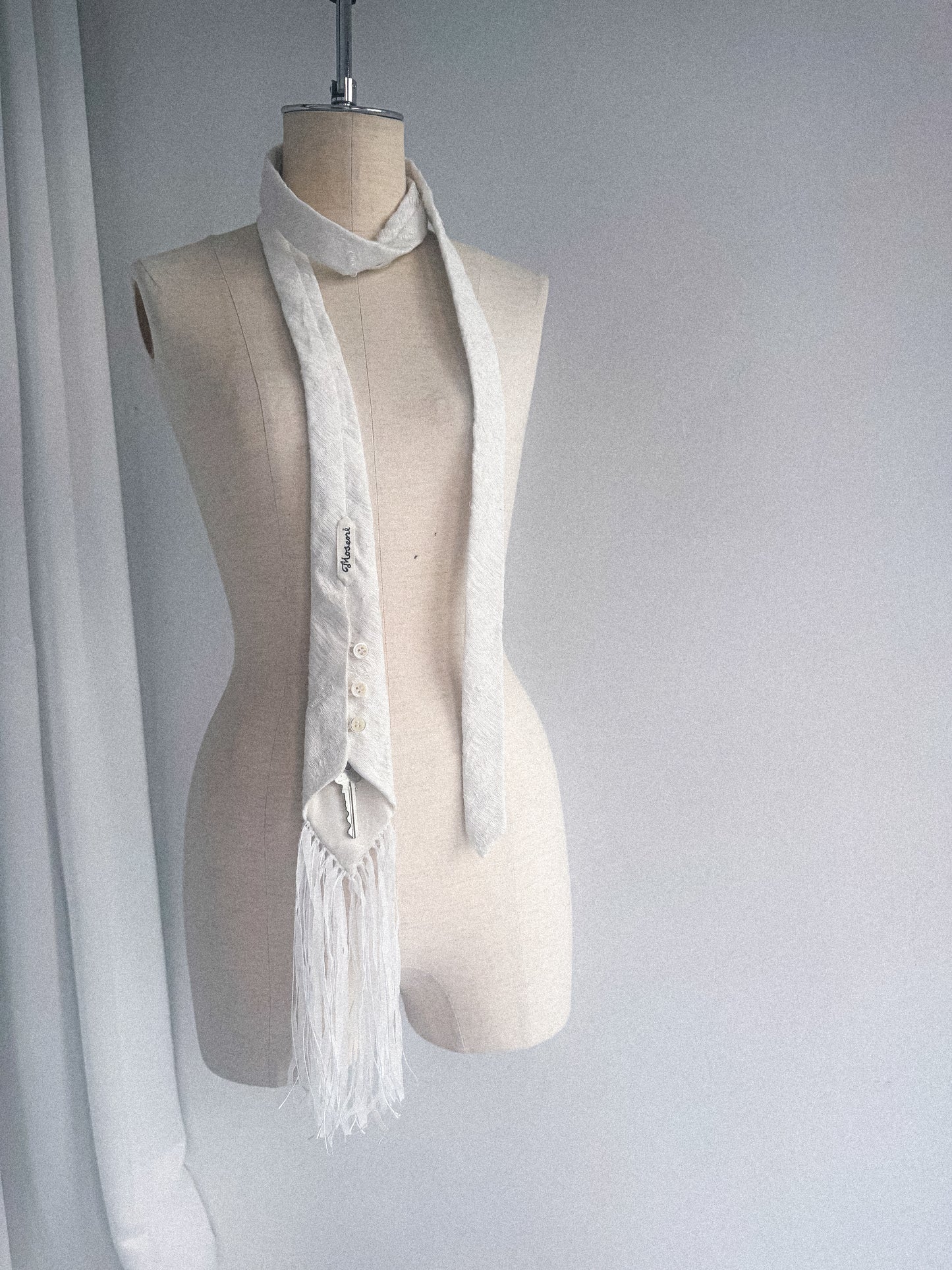 TASSEL EDGE TIE