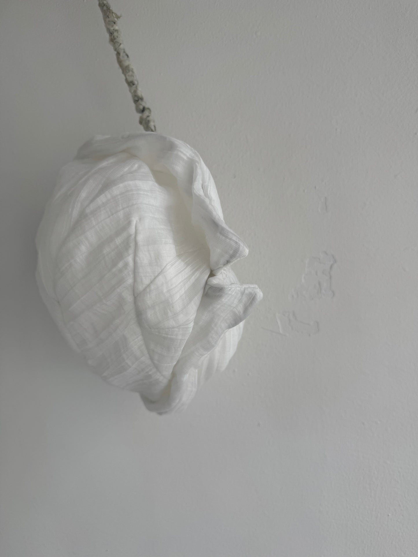 WIRE FORM HAT II