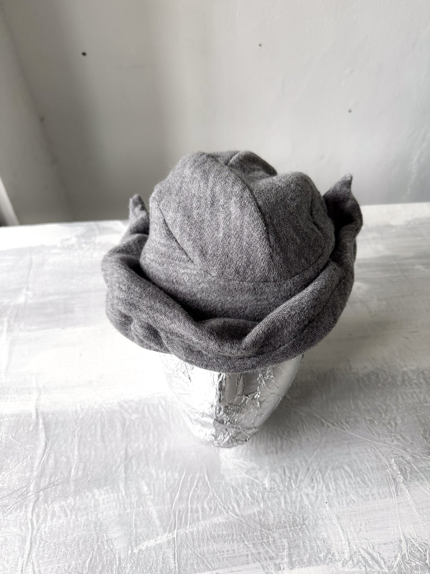WIRE FORM HAT