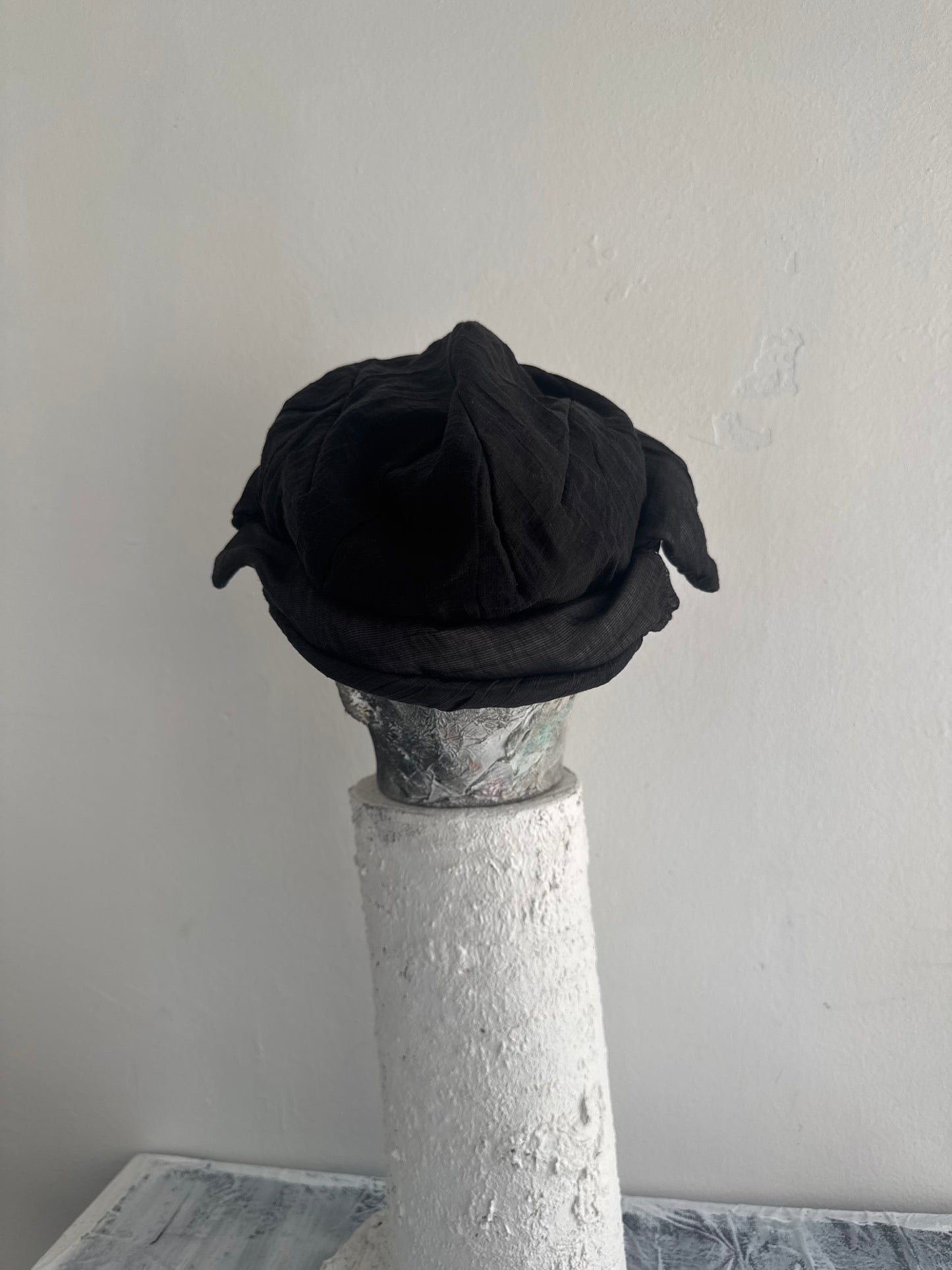 WIRE FORM HAT II