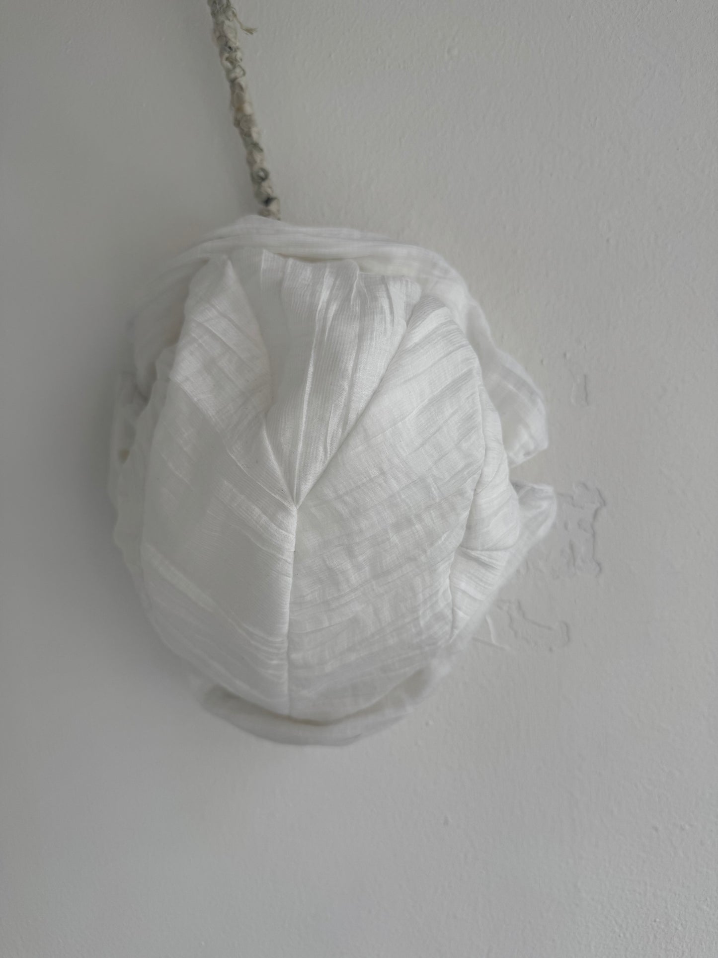 WIRE FORM HAT II