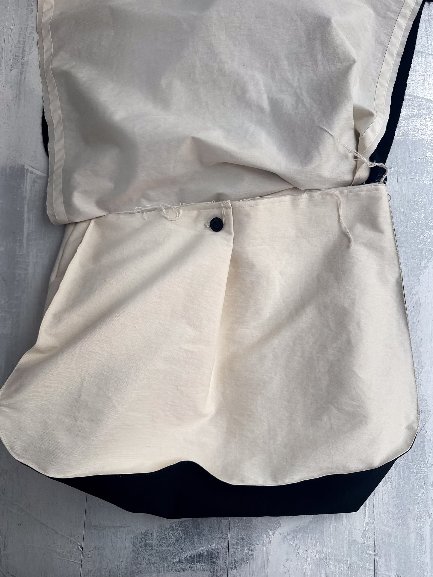 LAYERED FLOW BAG