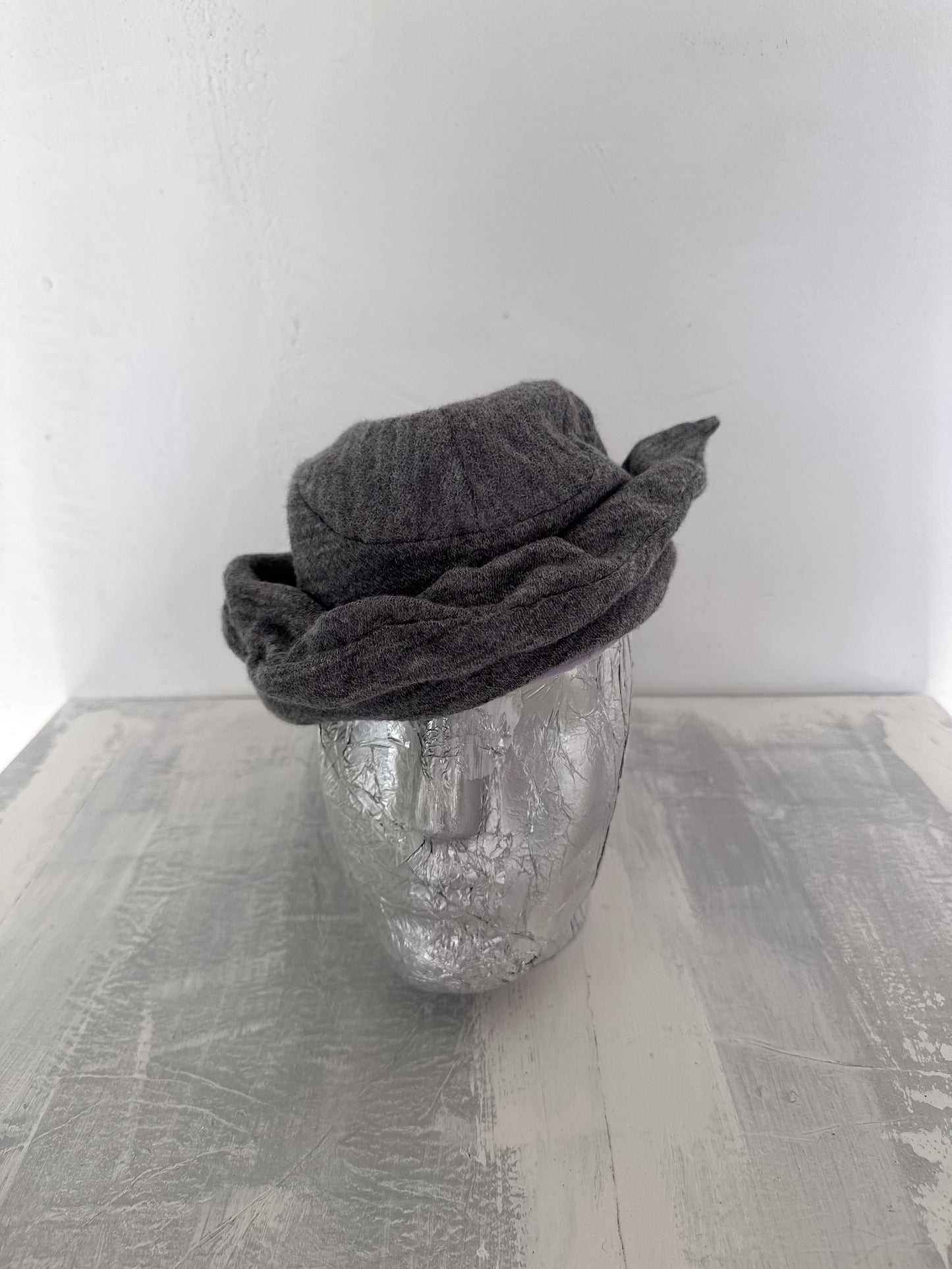 WIRE FORM HAT