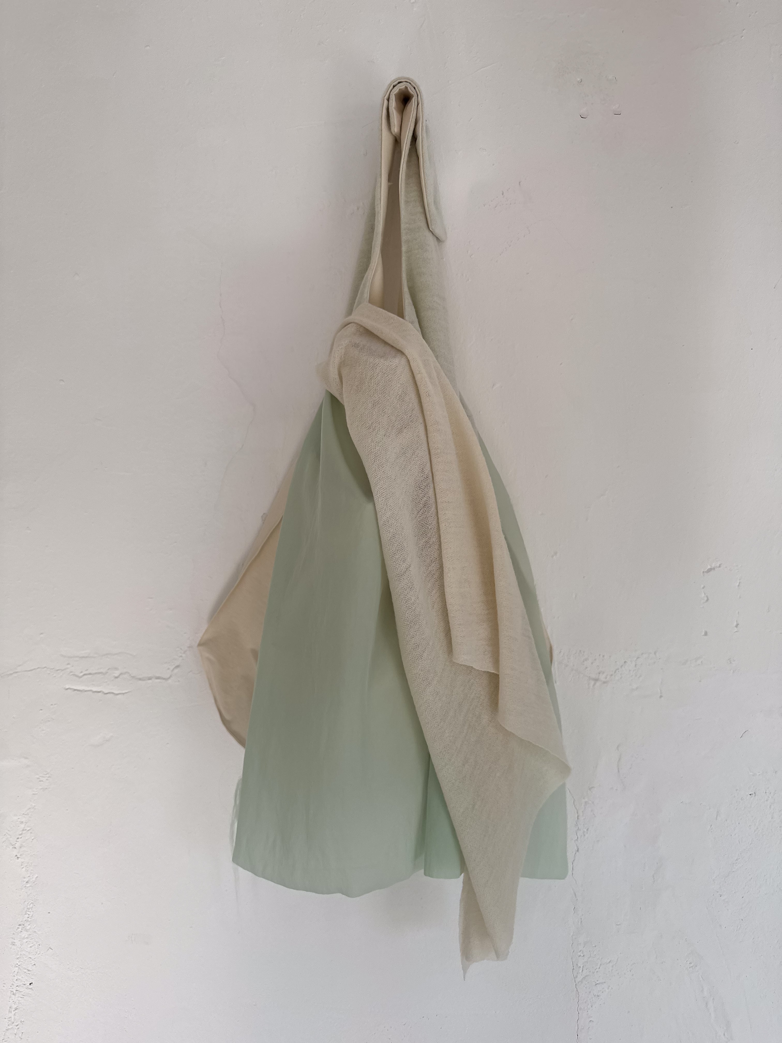 LAYERED FLOW BAG