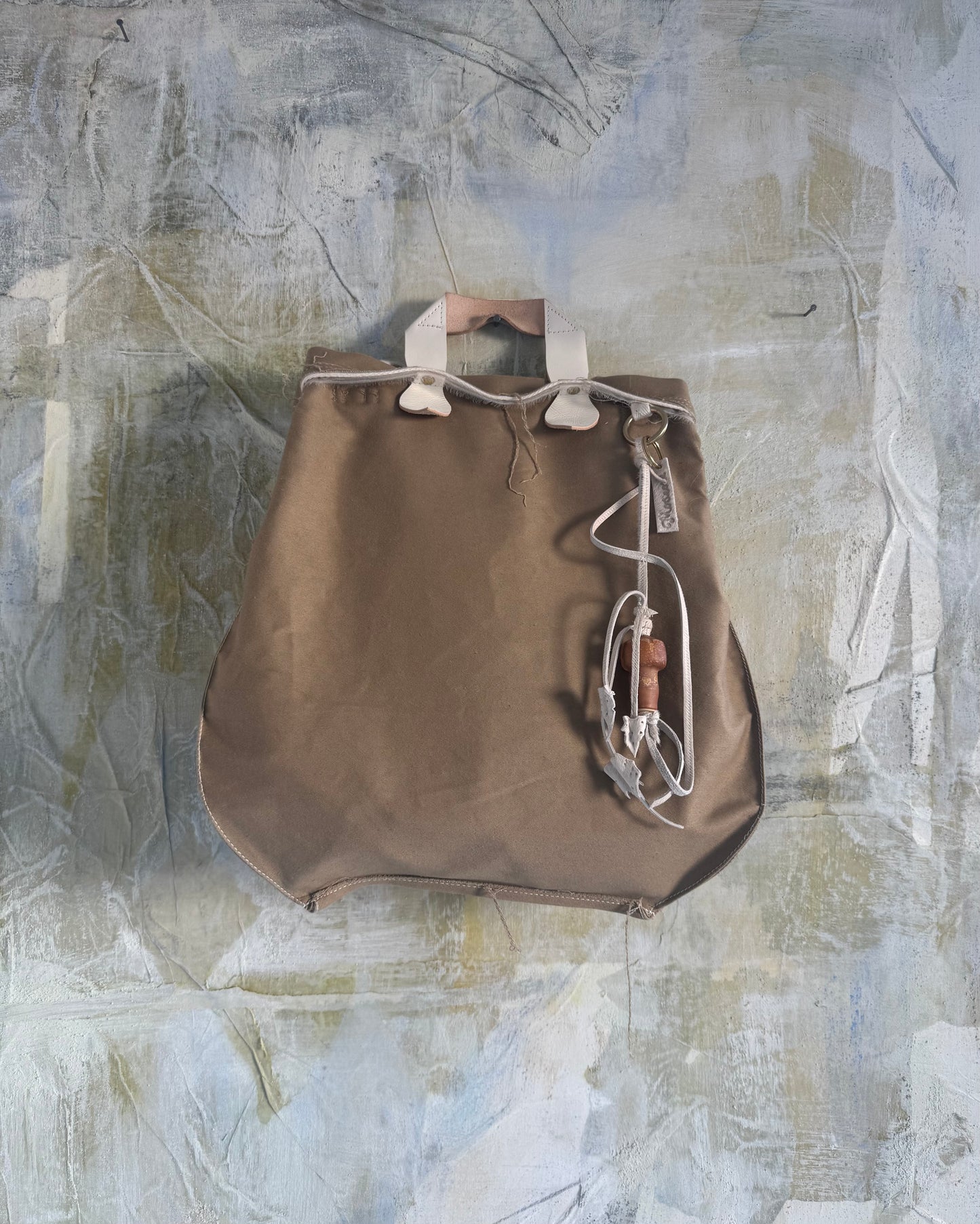 LEAF ARC TOTE BAG