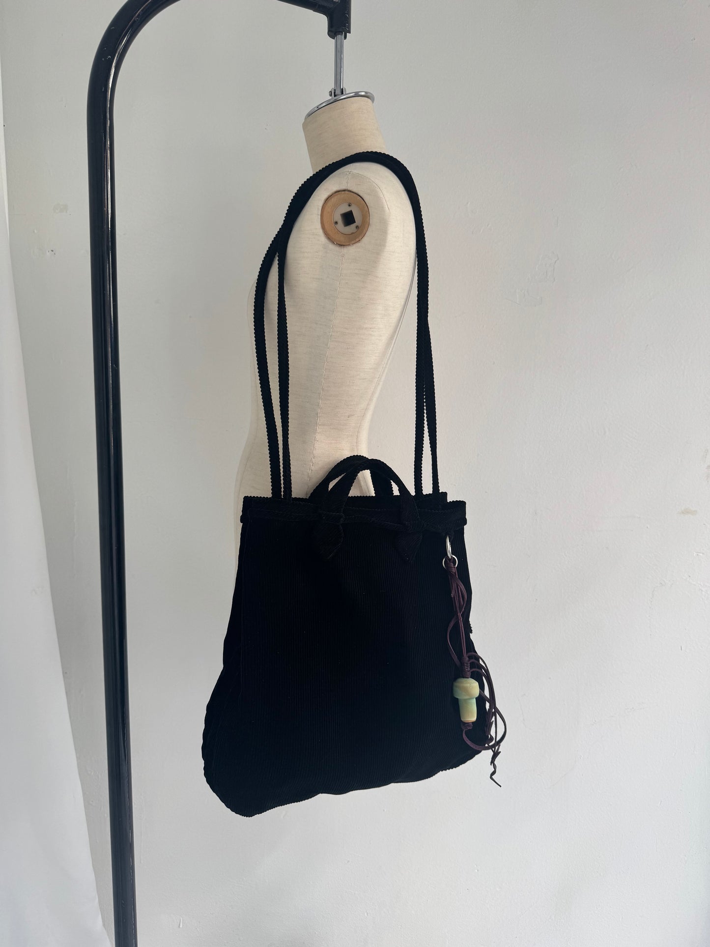 LEAF ARC TOTE BAG
