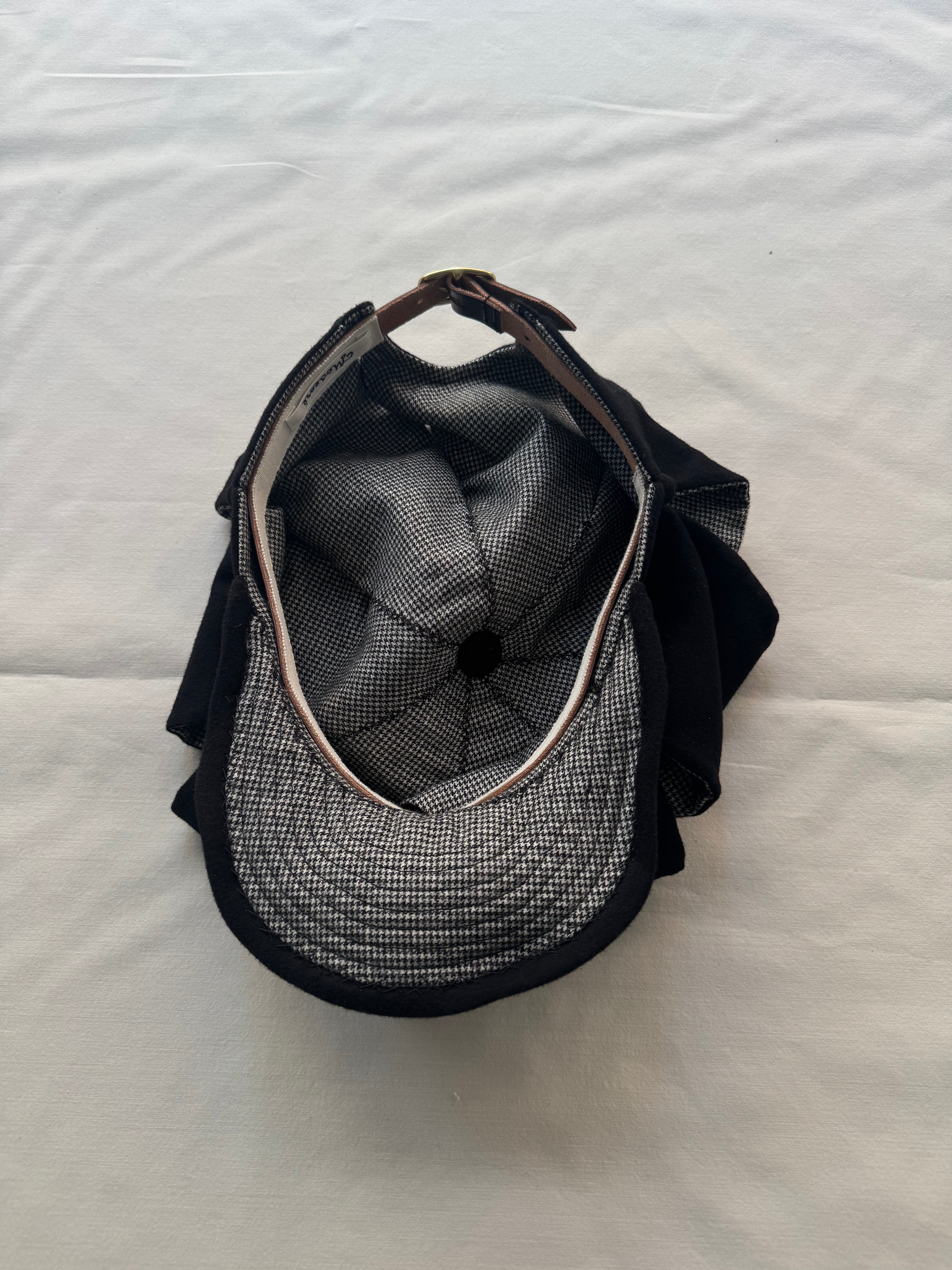 SLASHED REVERSIBLE NEWSBOY